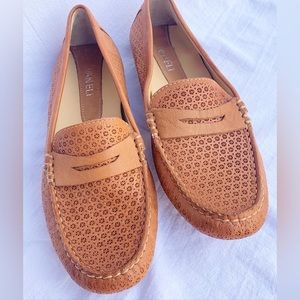 VAN ELi Loafers